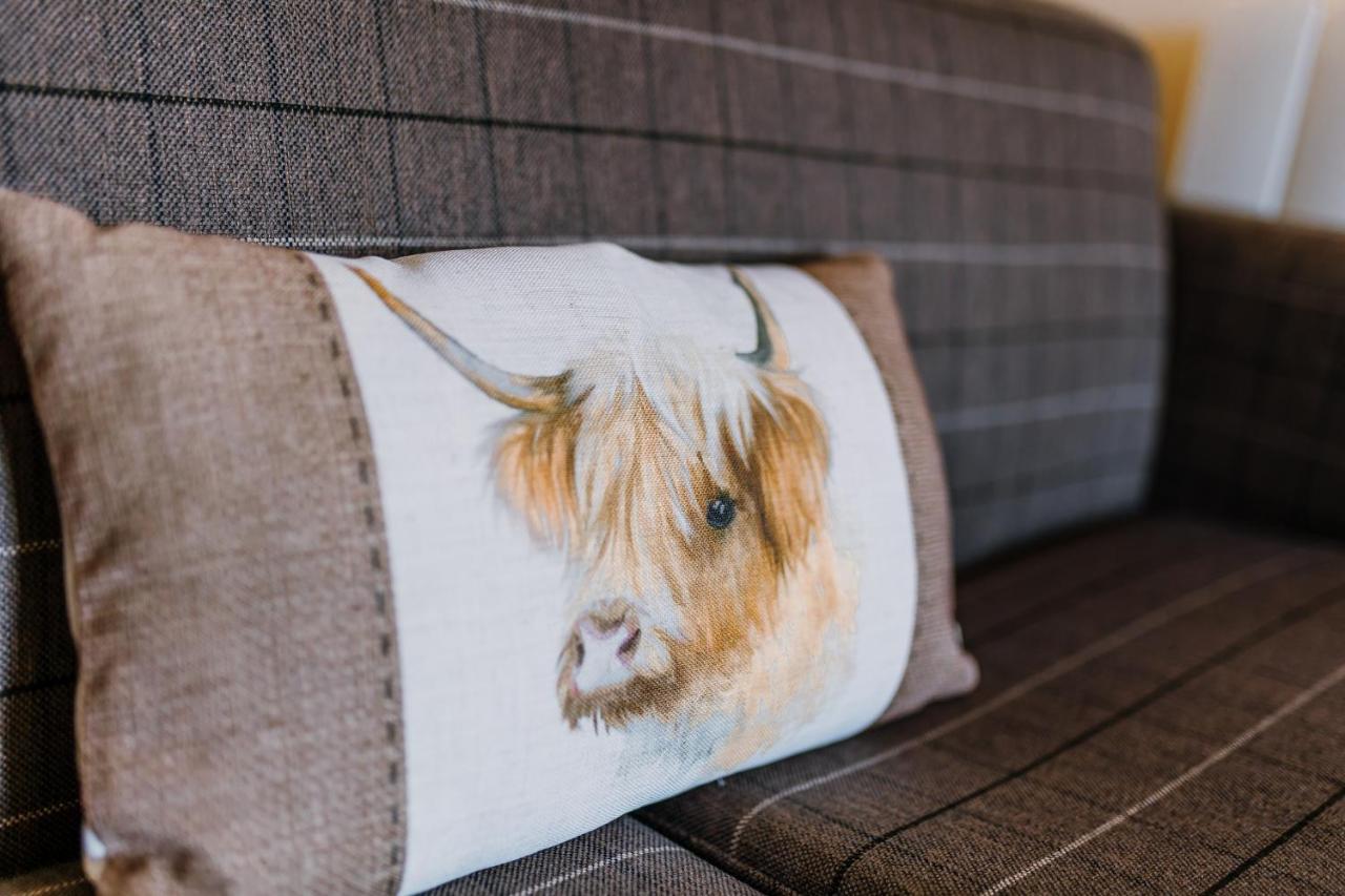The Bull Hotel Стоуни Стратфорд Екстериор снимка